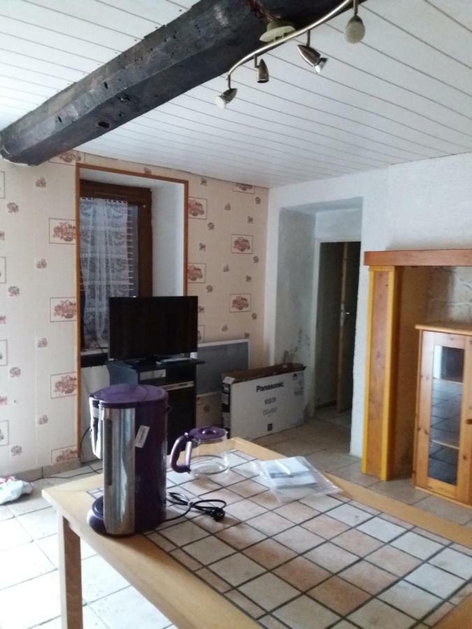 Martin Villa Saint-Gal-sur-Sioule Exteriör bild